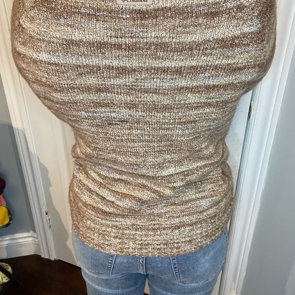*SOLD* Columbia knit turtleneck sweater size Large - Picture 3 of 14